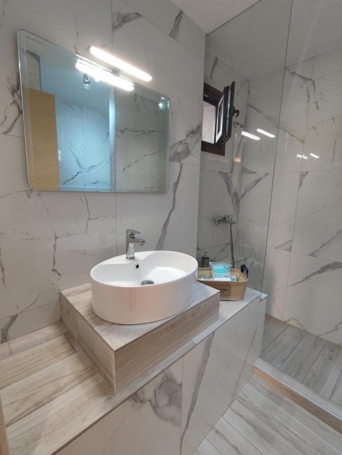 Appartement Theasis 3 à Neos Marmaras Extérieur photo