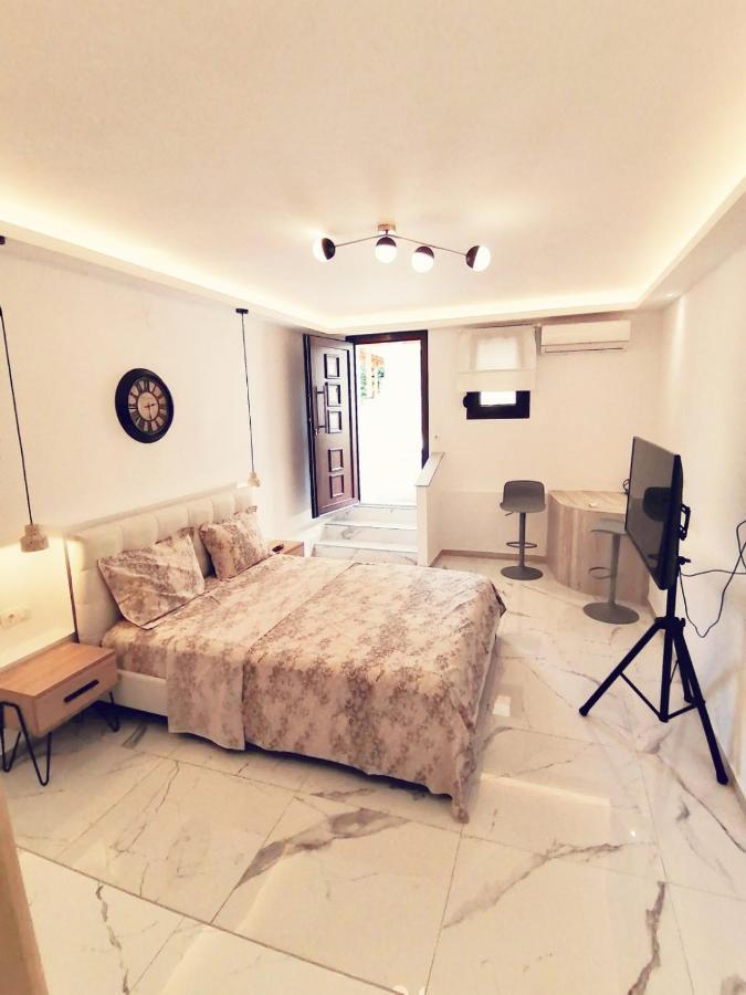 Appartement Theasis 3 à Neos Marmaras Extérieur photo