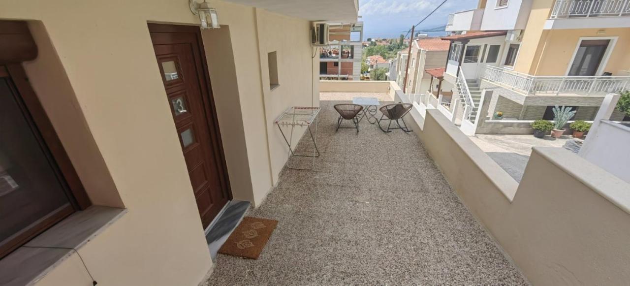 Appartement Theasis 3 à Neos Marmaras Extérieur photo