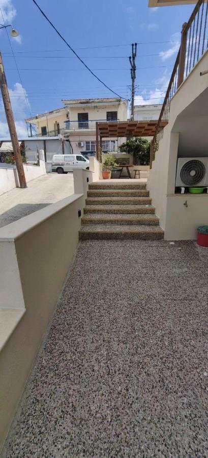 Appartement Theasis 3 à Neos Marmaras Extérieur photo